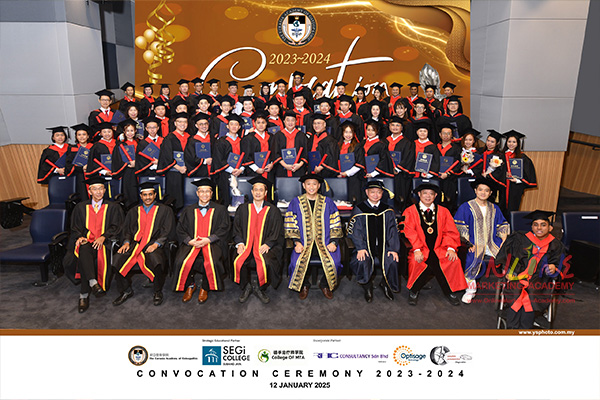 2024 SEGi Executive Degree Graduation Ceremony | SEGi College Subang Jaya - Graduation Ceremony